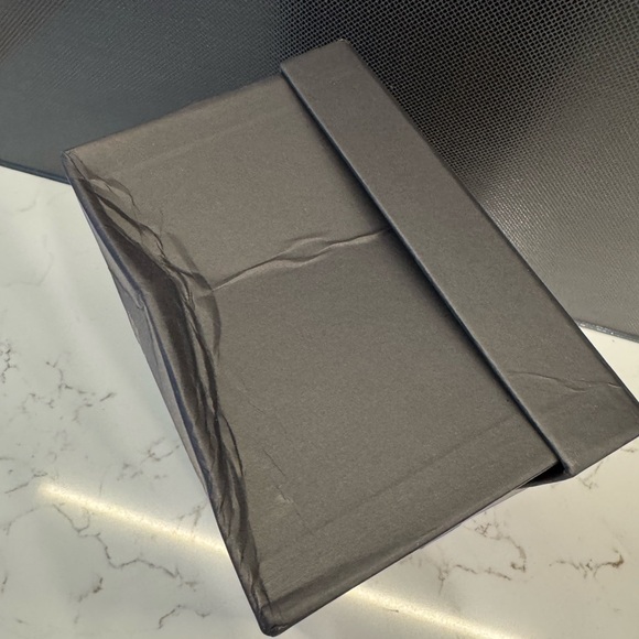 Chanel Makeup Bag crossbody purse chain CC black charm bucket bag pouch - Picture 8 of 8